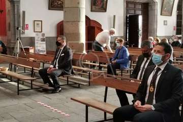  Telde vive un sobrio Viernes Santo sin procesiones/TA y Jesús Ruiz Mesa.